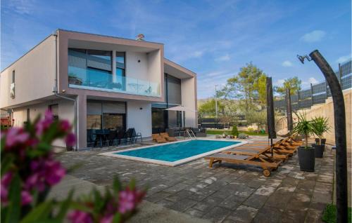 Vrgorac Haus | Gorgeous Home In Vrgorac With Wifi