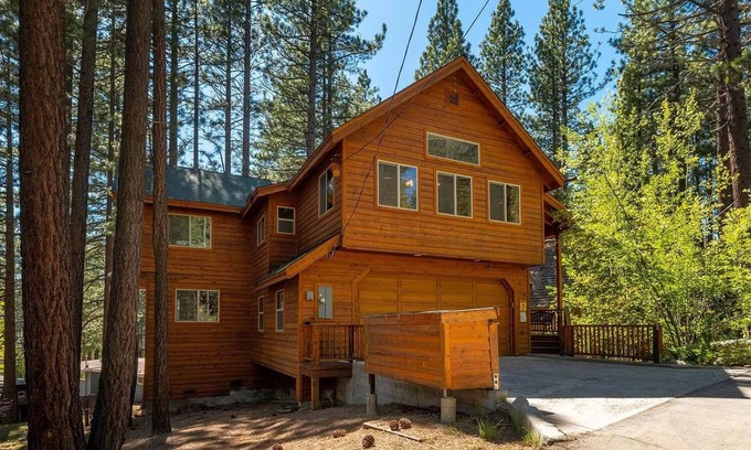 Black Bart Kabine | Gorgeous & Modern Cabin nr. Heavenly, Casinos and Outdoor Adventures