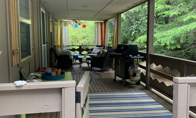 Burley Haus | Herrliches offenes Konzepthaus. Master-Suite, Schlafraum, Kajaks, WIFI und mehr.