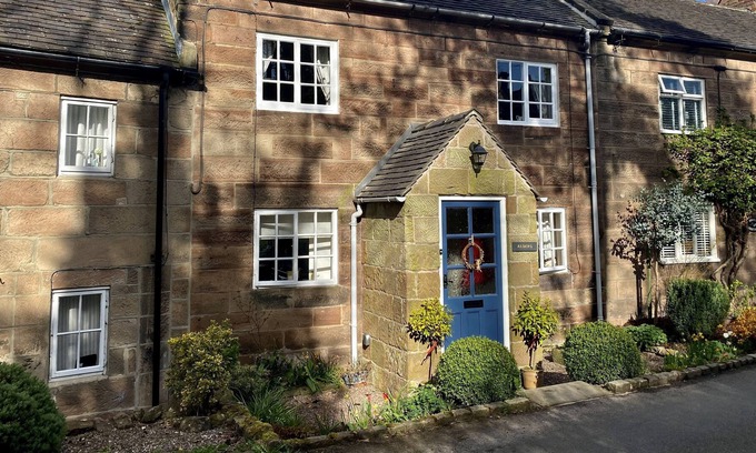 Alton Haus | Wunderschönes Steinhaus im Herzen des historischen Dorfes Alton (Staffs)