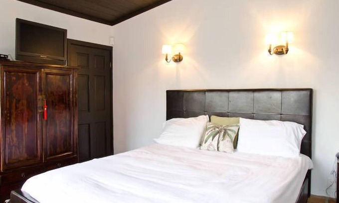 Hollywood Hills West Hütte | Wunderschöne Aussicht von Hollywood Hills Cottage zu einem erstaunlichen Preis