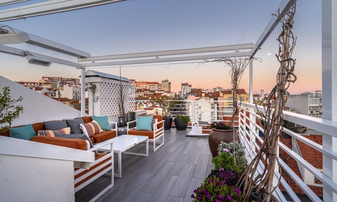 Alfama Wohnung | Graça Gem: T1 Oasis with Amazing Terrace