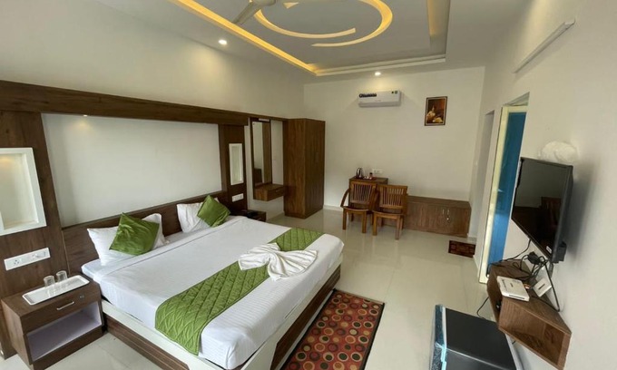 Kunchithanny Haus | Grace Munnar Resort