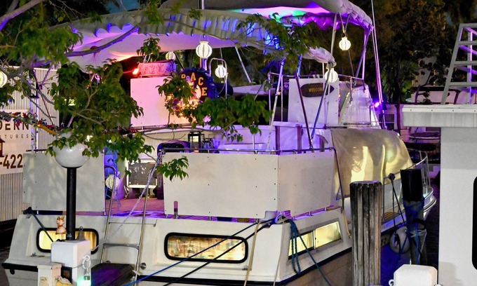 Nurmi Isles Bootsverleih | Graceland Boathouse on Las Olas, walk to Beach & Downtown