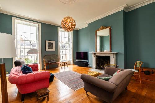 Bath Haus | Grand Georgian Townhouse with Garden