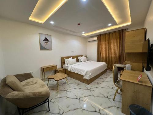 Gwarinpa Estate Hotel | Grand Lynks Homes and Apartments