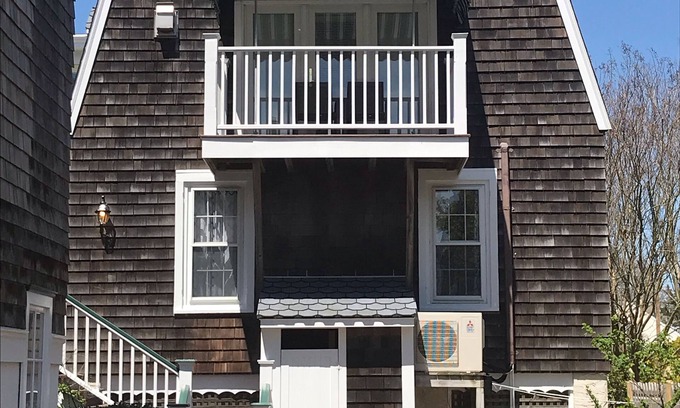 Cape May Hütte | GRANDVIEW COTTAGE - 1 Block zum Strand / zu Fuß in die Stadt