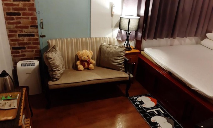 West Central District Haus | Gratitude