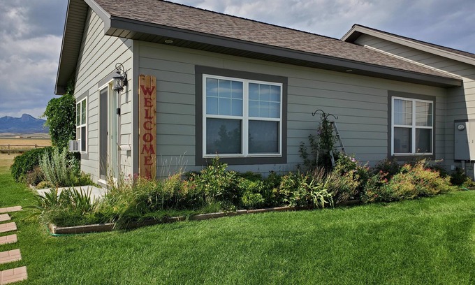 Cody Wohnung | Great 360 degree views out of town Cowboy Retreat