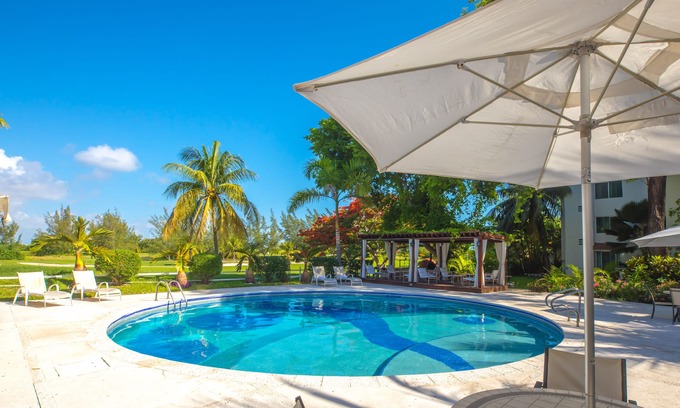 Zona Hotelera Wohnung | Tolle Wohnung in Cancun, Pool & Parkplatz.