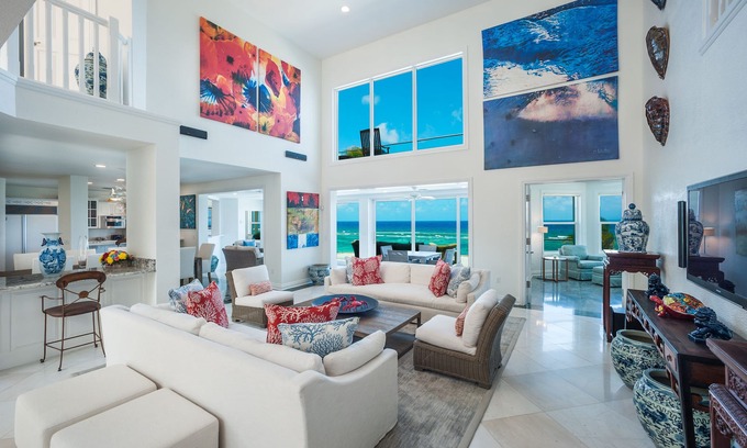 East End Haus | Great Bluff Estates: Luxusvilla mit Pool, Cabanas, mehreren Decks und tollem Schnorcheln
