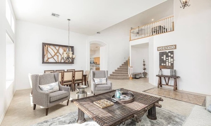 Arabian Crest Haus | Great for families; Heated Pool & Spa, Very Clean!