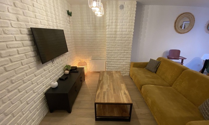 Magny-le-Hongre Wohnung | Plaza Gauguin 01-Apartment-Ensuite Bad