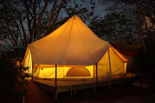 Tamarindo Sonstige | GuanaGlamp