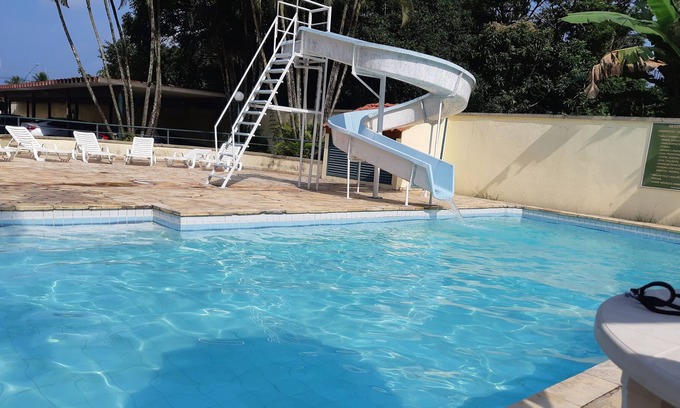 Vila Clais Eigentumswohnung | Guaraciaba gated community house with pool 200m from the sea