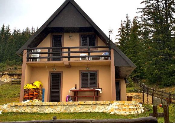 Razvrsje Haus | Guest House Đina