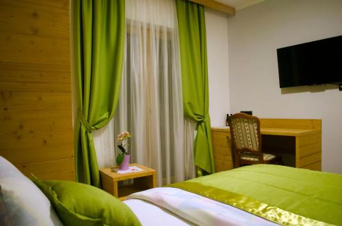 Rogatec Haus | Guest House Gostišče Jutriša