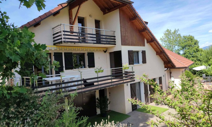 Trevignin Skihütte | Guest room "As obvious" with indoor swimming pool, jacuzzi, hammam and sauna,