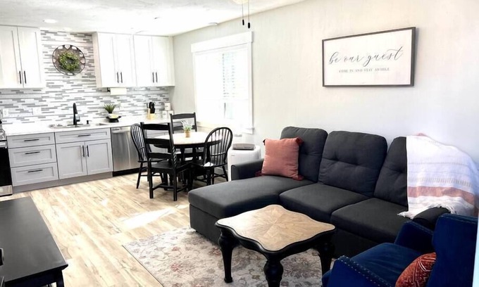 Idaho Falls Wohnung | Guest Suites -1996 #3 Cozy 1 bedroom 1 bath suite