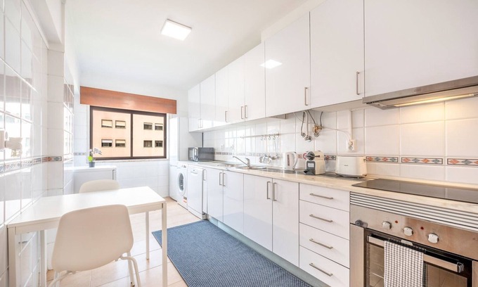 Carvoeira Wohnung | GuestReady - Agualva Comfort