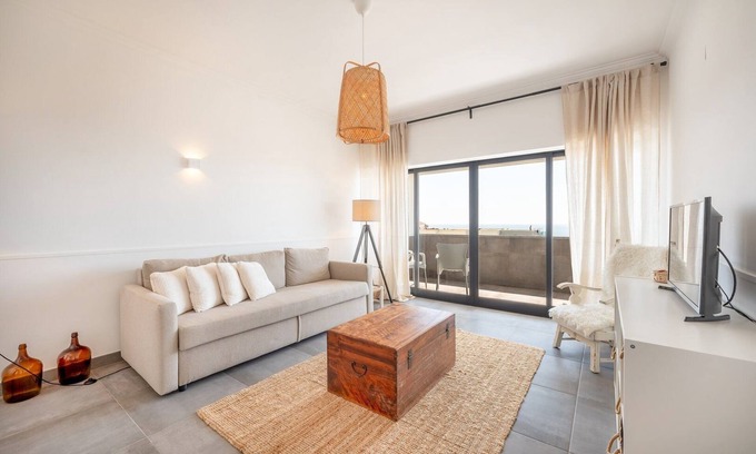 Praia das Macas Wohnung | GuestReady - Apple beach hideaway with sea views