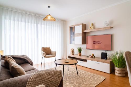 Canico Wohnung | GuestReady - Duplex paradise in Caniço