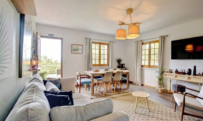 Fenais da Luz Haus | GuestReady - The Chestnut Garden - Farm House