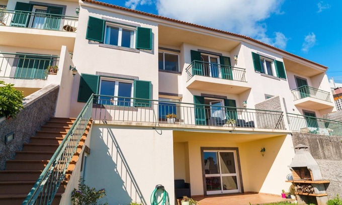 Canico Haus | GuestReady - Villa Valverde in Caniço
