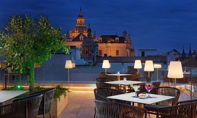 Alfalfa Hotel | H10 Casa de la Plata