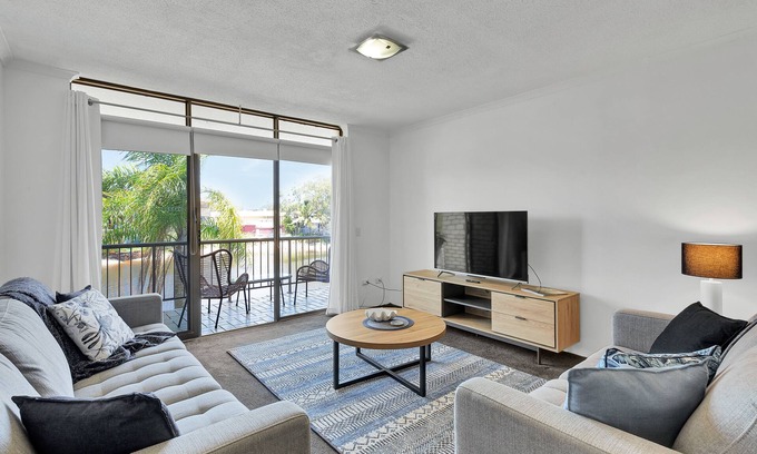 Mooloolaba Wohnung | HACIENDA- CANAL VIEWS AND COMFORT