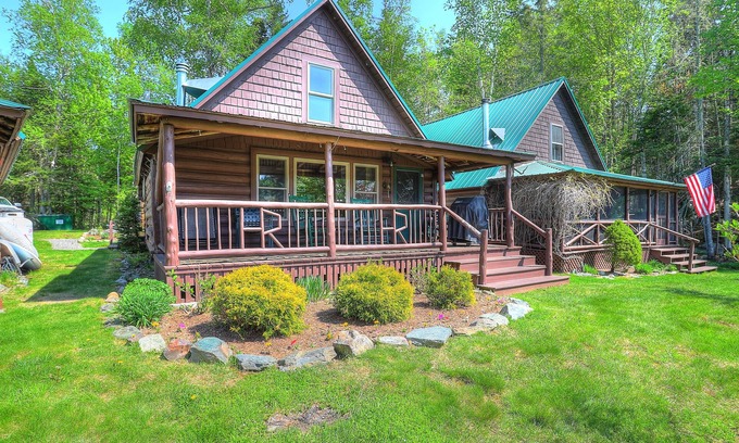 Rangeley Kabine | Haines Landing - 7 Spruce Street - shared waterfront on Mooselook