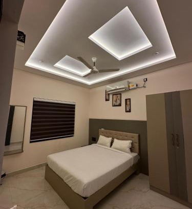 Tonse West Haus | Halfmoon Homestay