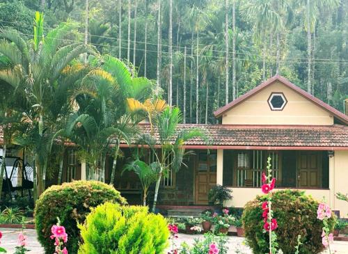 Somvarpet Haus | Halli Bailu Cottages