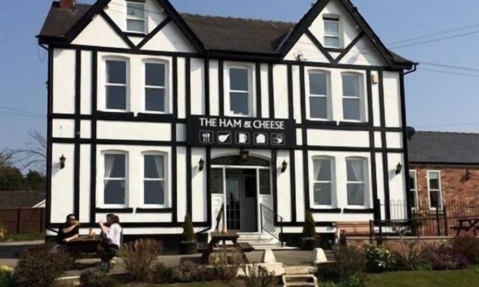 Malton Hotel | Ham And Cheese