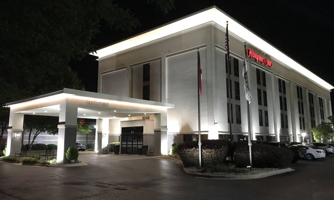 New Castle Hotel | Hampton Inn Birmingham/Trussville