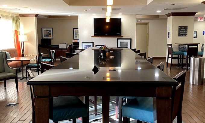 Lexington Park Hotel | Hampton Inn by Hilton Lexington Park