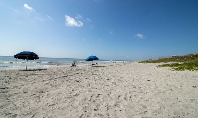 Oceanfront Hotel | Hampton Inn Cocoa Beach/Cape Canaveral