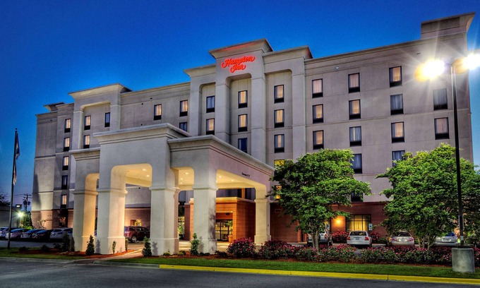 Roanoke Rapids Hotel | Hampton Inn Roanoke Rapids, NC