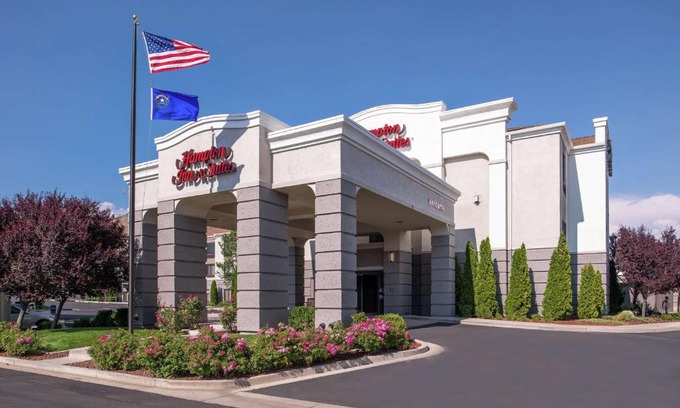 Carson City Hotel | Hampton Inn & Suites Carson City