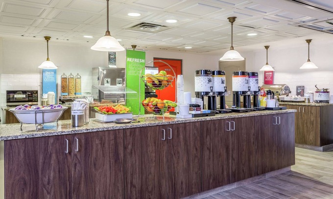 Libertyville Hotel | Hampton Inn & Suites Chicago-Libertyville