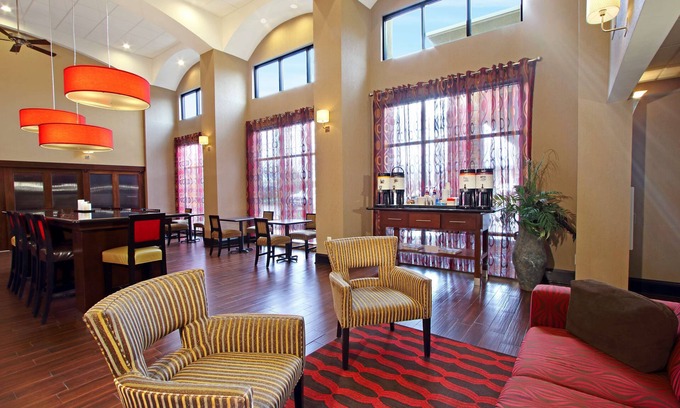 Hilliard Hotel | Hampton Inn & Suites Columbus Hilliard
