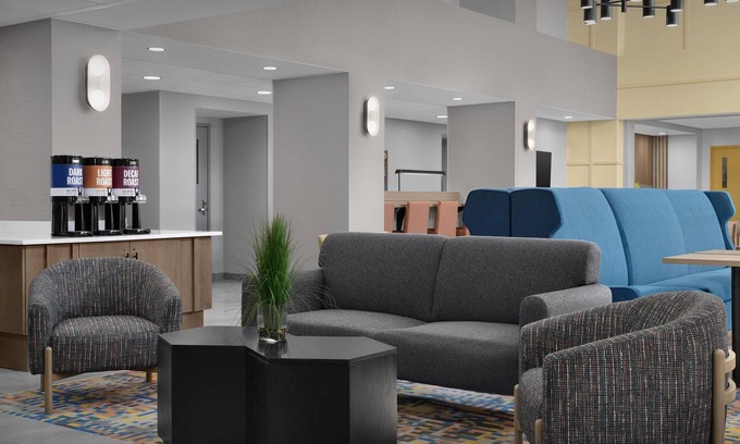 Laurel Hotel | Hampton Inn & Suites Laurel, MS