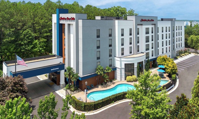 Lithia Springs Hotel | Hampton Inn & Suites ATL-Six Flags