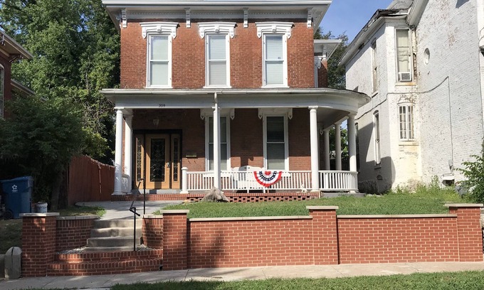 Hannibal Haus | Hannibal House ~ zu Fuß vom historischen Viertel