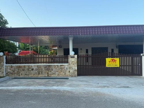 Nibong Tebal Villa | Happy Guest House Taman Cowin Nibong Tebal 开心民宿Taman Cowin高渊区