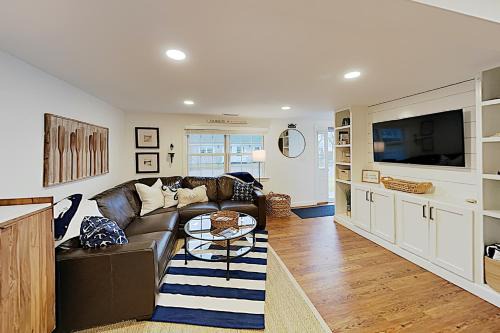 Falmouth Haus | Harbortown Hideaway