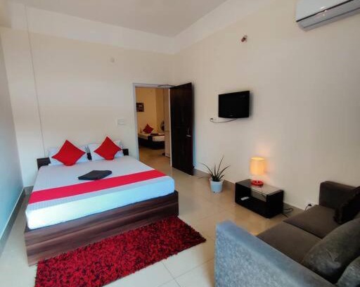 Sualkuchi Wohnung | Harmony Hideaway by Happy Home Living 2 room unit with kitchen