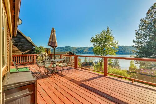 Harrison Haus | Harrison Home with Grill and Lake Views Walk to Town!