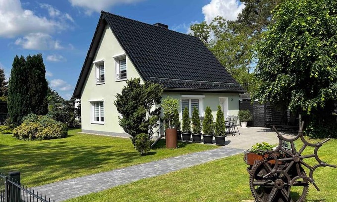 Oberhavel Wohnung | -Haus am Wäldchen-