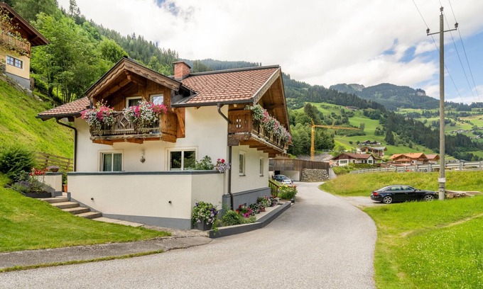 Grossarl Wohnung | Haus Toferer by Interhome